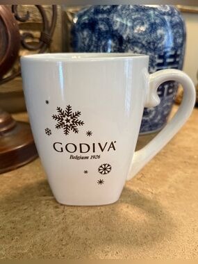 Vintage Godiva Belgium 1926 White Ceramic Snowflake Mug